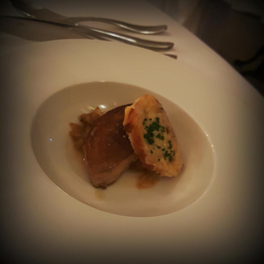 Le Lion D'Or Hotell Selles-sur-Cher Rum bild