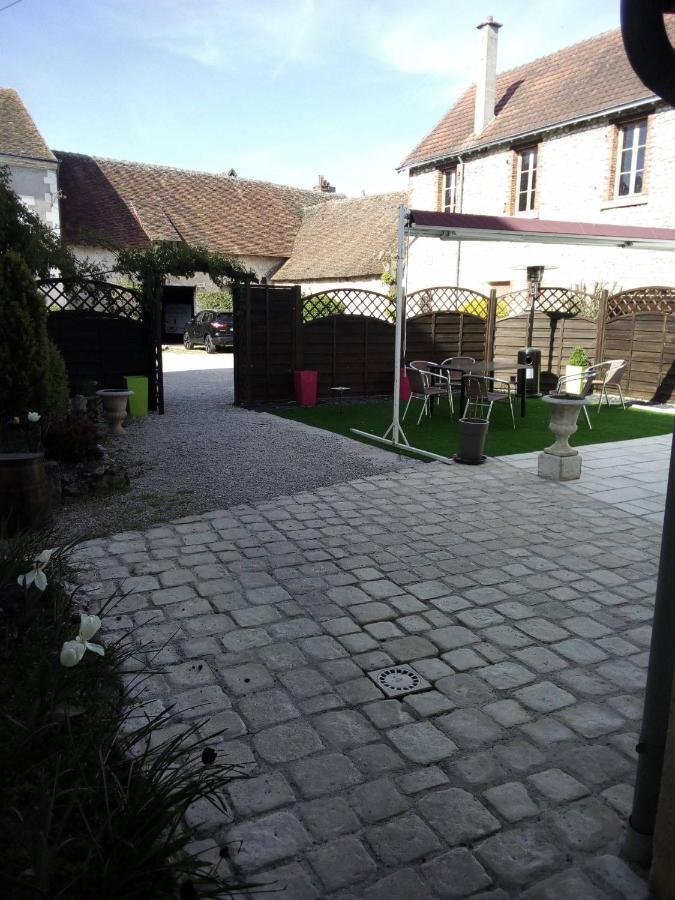 Le Lion D'Or Hotell Selles-sur-Cher Rum bild