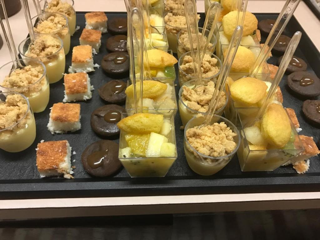 Le Lion D'Or Hotell Selles-sur-Cher Rum bild