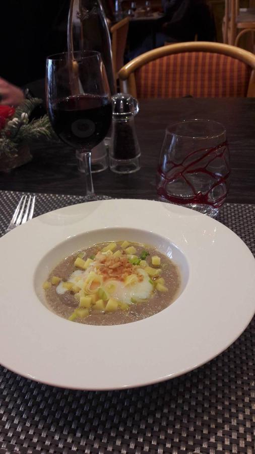 Le Lion D'Or Hotell Selles-sur-Cher Rum bild